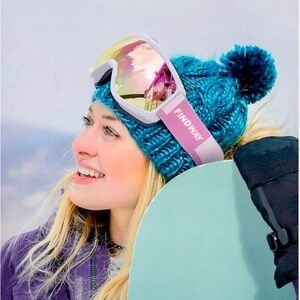 OTG Findway Women’s Ski Goggles- 100% UV Protection, Anti-fog - New In Box- pink